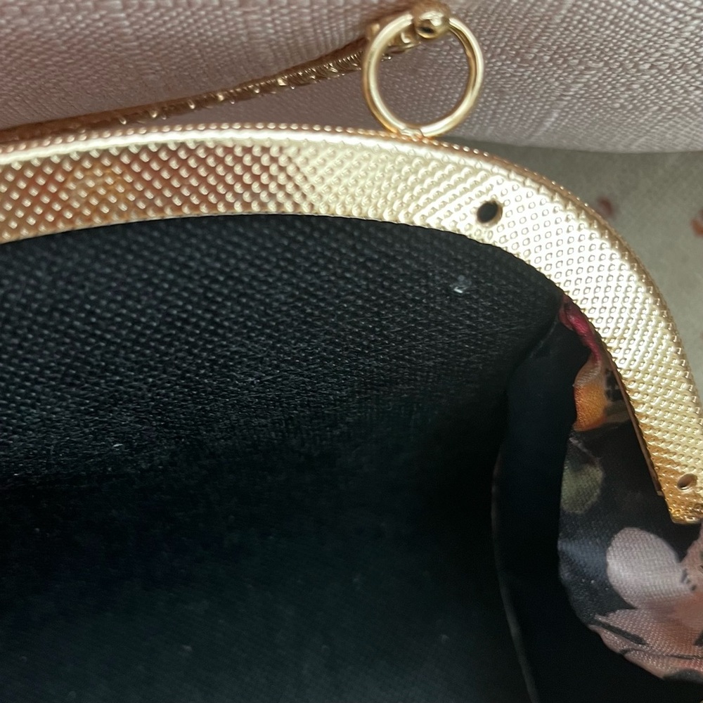 Floral Kiss Lock Clutch Gold Hoop Handle Purse - Picture 14 of 14